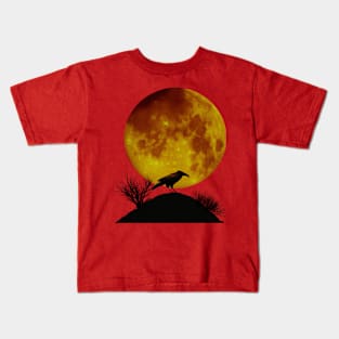 Raven and full moon Kids T-Shirt